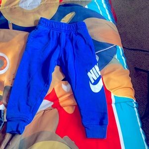 Nike joggers 2T